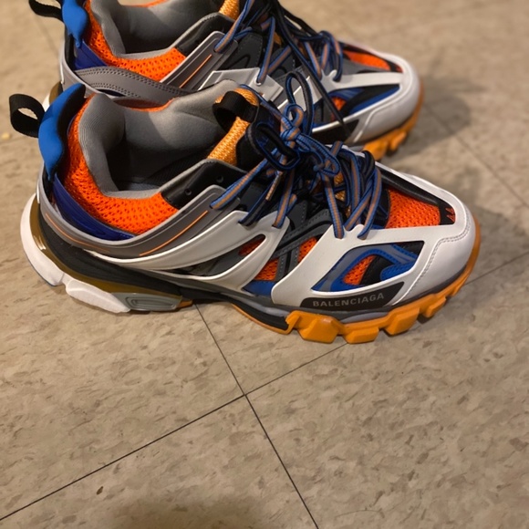 Balenciaga tracks main image 4